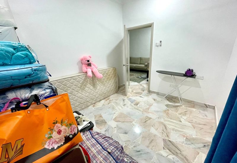 Bandar Tun Hussein Onn