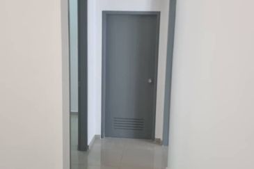 HOT DEAL! New Townhouse Lambaian Dua, Bangi for  Rent!