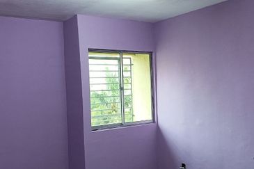 HOT DEAL! PANGSAPURI BLOCK E, DESA PANDAN FOR SALE!