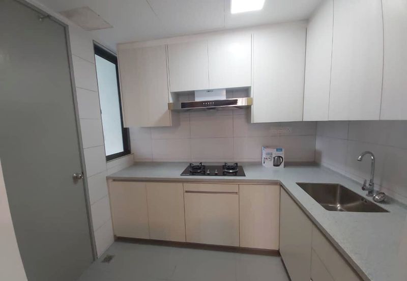 BEST LOCATION! Infinity 3 Residence for Rent!