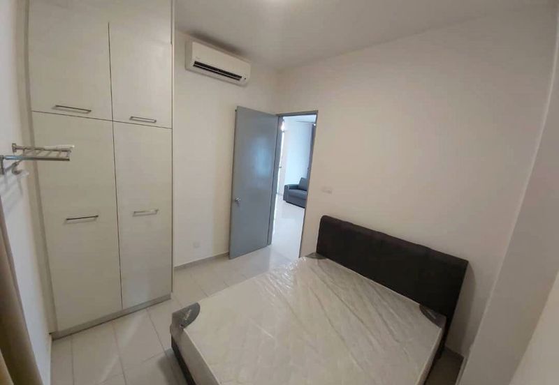 BEST LOCATION! Infinity 3 Residence for Rent!