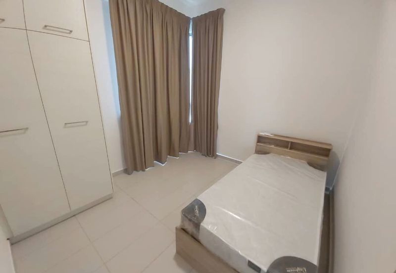 BEST LOCATION! Infinity 3 Residence for Rent!