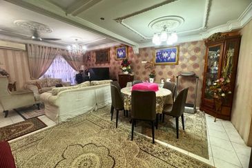 BEST DEAL! Renovated! Double Storey Terrace Damai Perdana, Cheras for Sale!