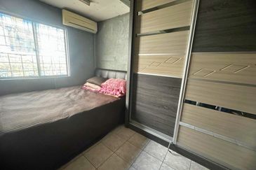 BEST DEAL! Renovated! Double Storey Terrace Damai Perdana, Cheras for Sale!