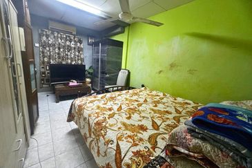 BEST DEAL! Renovated! Double Storey Terrace Damai Perdana, Cheras for Sale!