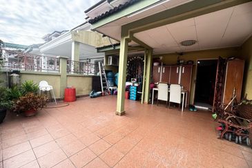 BEST DEAL! Renovated! Double Storey Terrace Damai Perdana, Cheras for Sale!