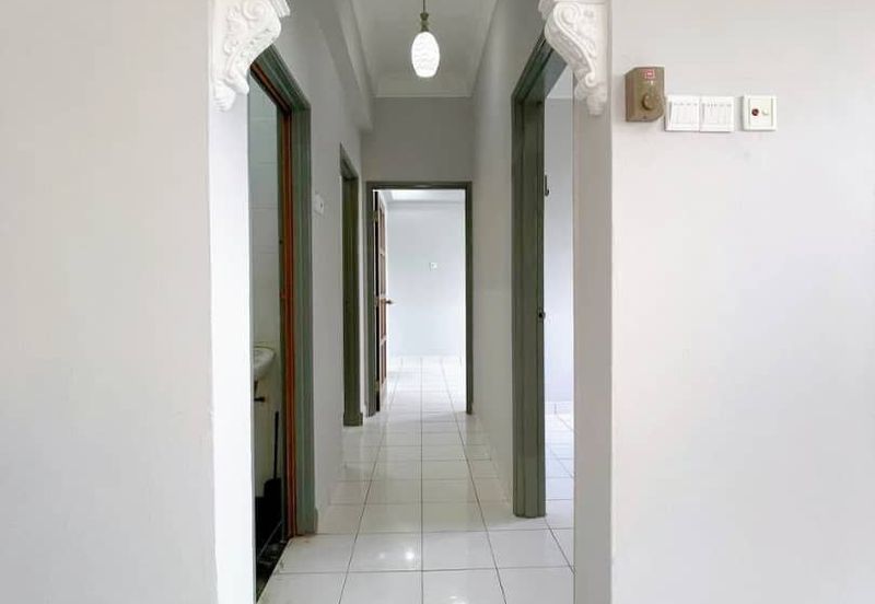 Tasik Heights Apartment