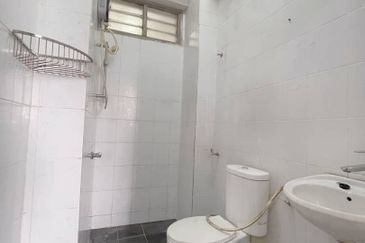 Tasik Heights Apartment