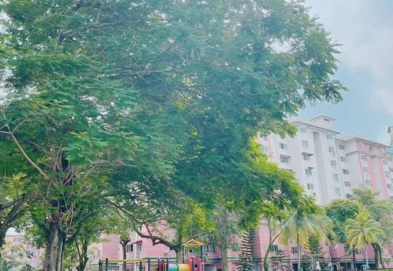 Tasik Heights Apartment