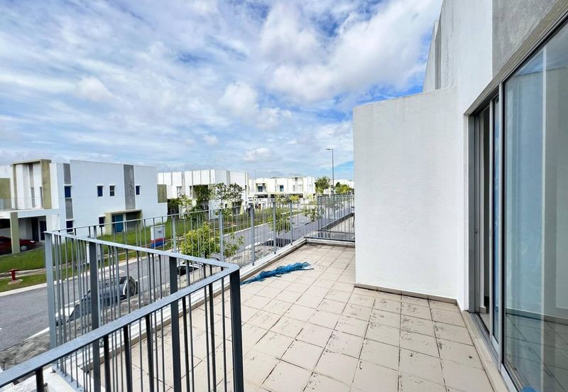 BEST DEAL! Double Storey Terrace House Casawood Cybersouth for SALE!