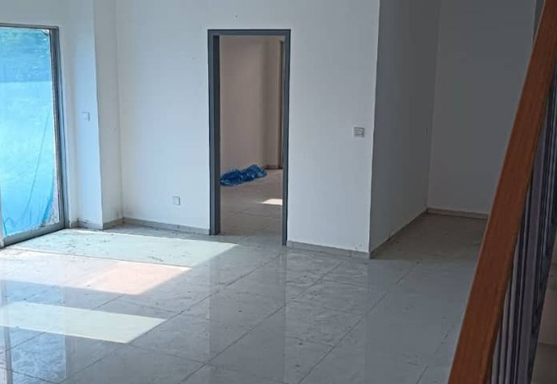 HOT DEAL! Corner lot! Double Storey Link House at Casawood Cybersouth for Sale!