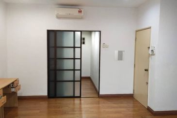 Taman Tasik Semenyih (Lake Residence)