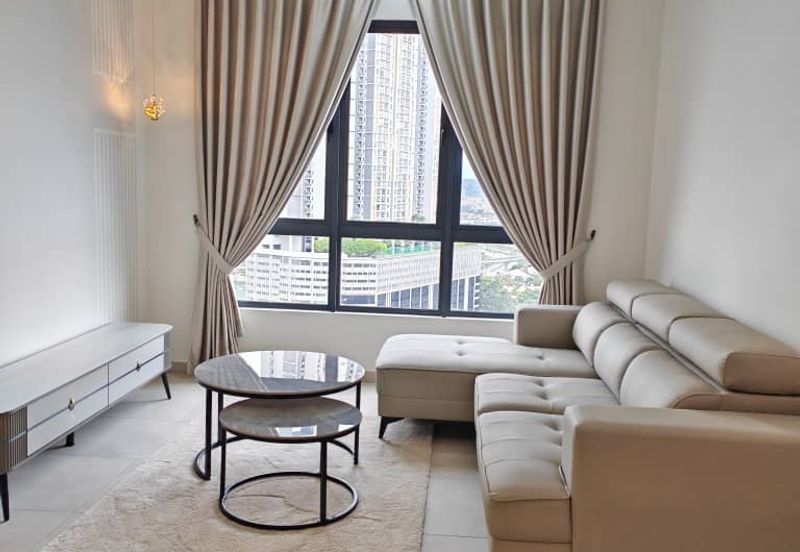 Meta City Residence at Seri Kembangan Near MRT for Rent!
