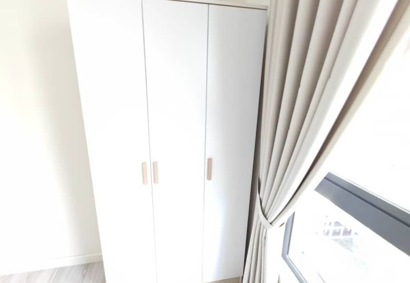 Meta City Residence at Seri Kembangan Near MRT for Rent!