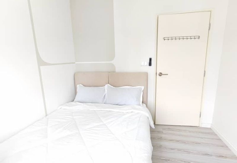 Meta City Residence at Seri Kembangan Near MRT for Rent!