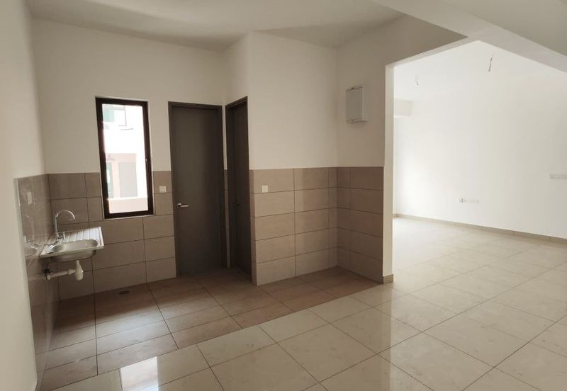 New Townhouse Bandar Puteri, Bangi for Rent!