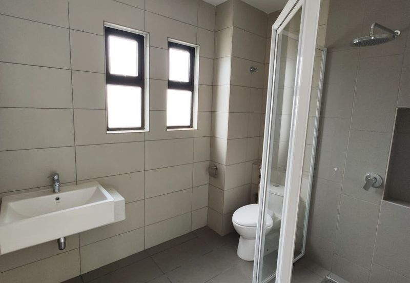 New Townhouse Bandar Puteri, Bangi for Rent!