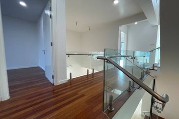 3 Storey Link House @Sejati Residences, Cyberjaya for Rent!