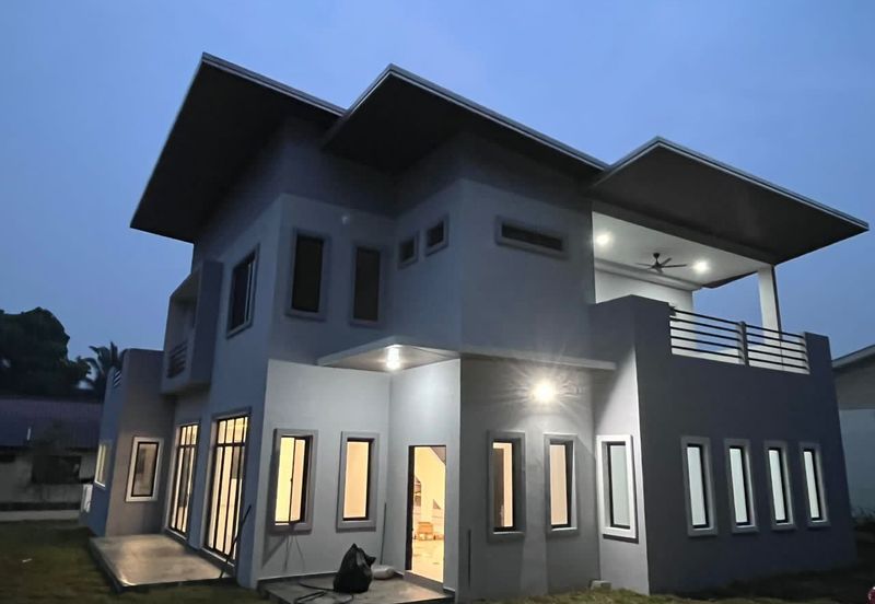 Bungalow at Sg Merab Bangi for Rent!