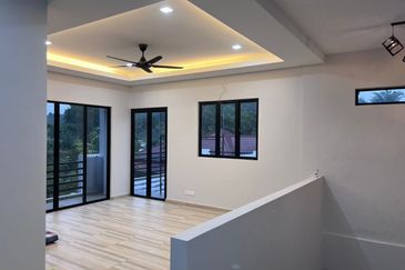 Bungalow at Sg Merab Bangi for Rent!