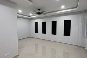 Bungalow at Sg Merab Bangi for Rent!