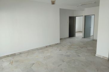 BEST LOCATION! Block C Desa Pandan, K. Lumpur for Sale!