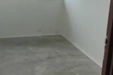 BEST LOCATION! Block C Desa Pandan, K. Lumpur for Sale!