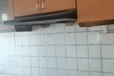 BEST LOCATION! Block C Desa Pandan, K. Lumpur for Sale!