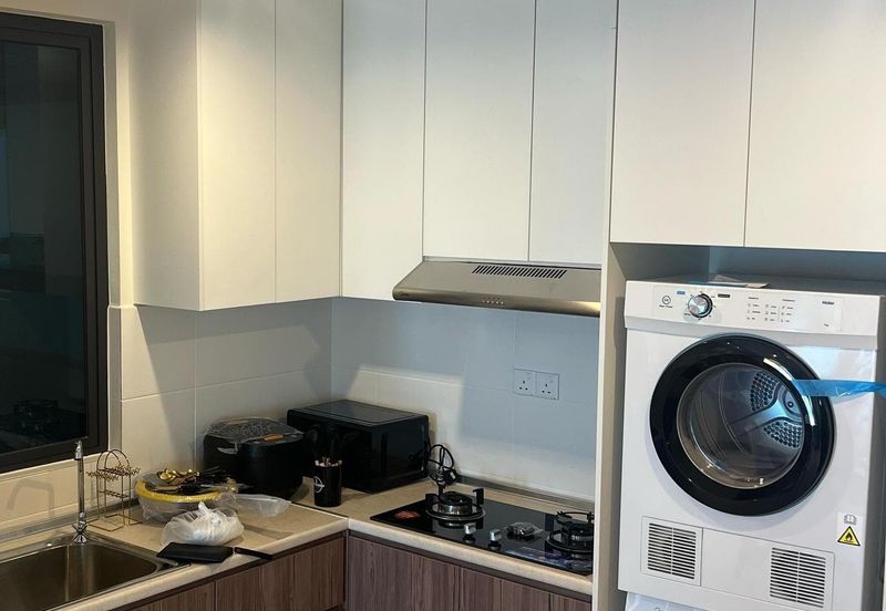 BEAUTIFUL BRAND NEW UNIT! Fully Furnished! Meta City Residence at Seri Kembangan Near MRT for Rent!