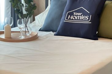 BEAUTIFUL BRAND NEW UNIT! Fully Furnished! Meta City Residence at Seri Kembangan Near MRT for Rent!