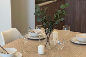 BEAUTIFUL BRAND NEW UNIT! Fully Furnished! Meta City Residence at Seri Kembangan Near MRT for Rent!