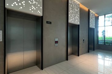 BEAUTIFUL BRAND NEW UNIT! Fully Furnished! Meta City Residence at Seri Kembangan Near MRT for Rent!