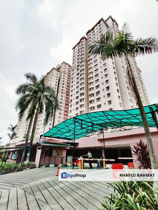 RENOVATED, CORNER UNIT Pangsapuri Mawar Apartment, Bandar Baru Sentul