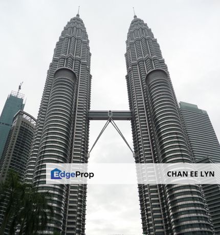 Aesthetic Petronas Twin Tower - Limited Space, Kuala Lumpur, KLCC