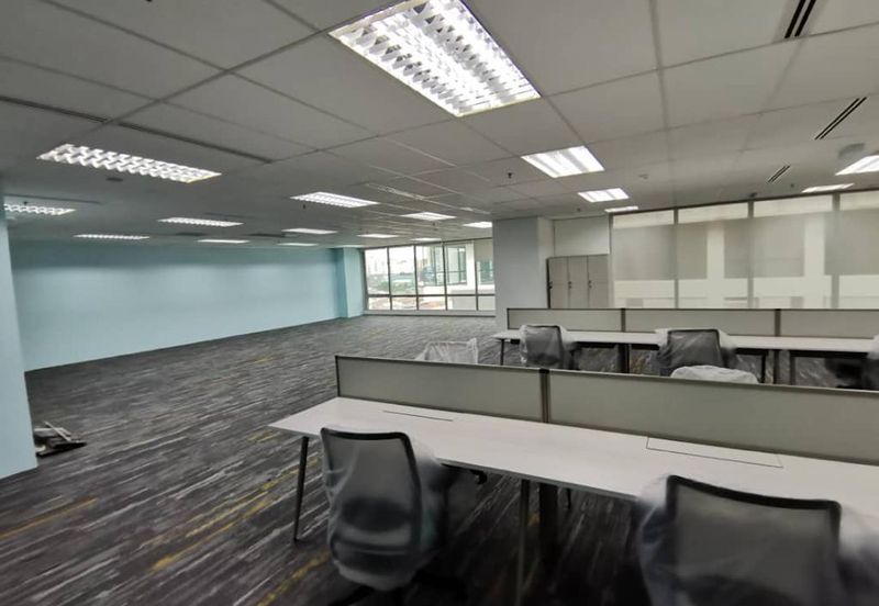 Damansara Uptown - Newly Fitted & Short walk to Mall