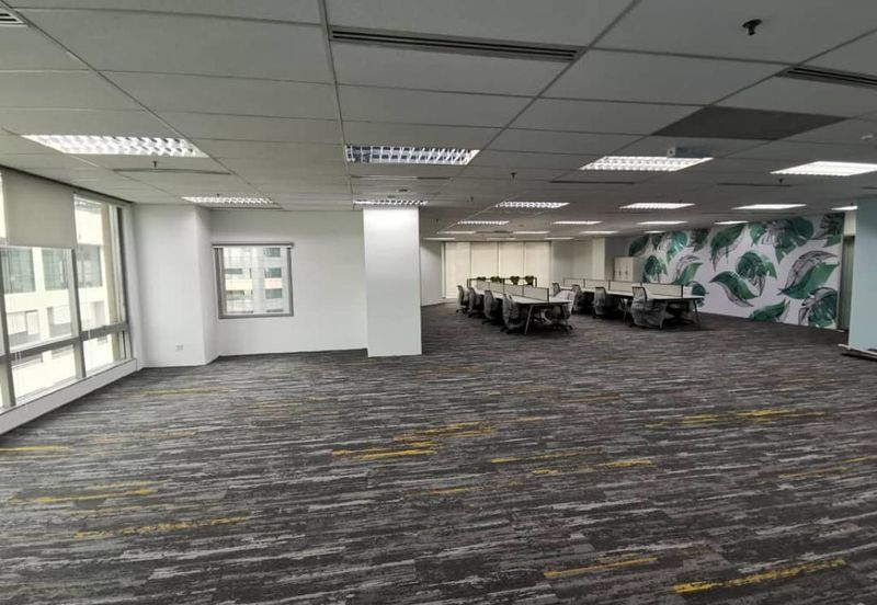 Damansara Uptown - Newly Fitted & Short walk to Mall