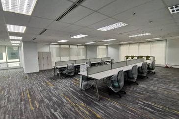 Damansara Uptown - Newly Fitted & Short walk to Mall