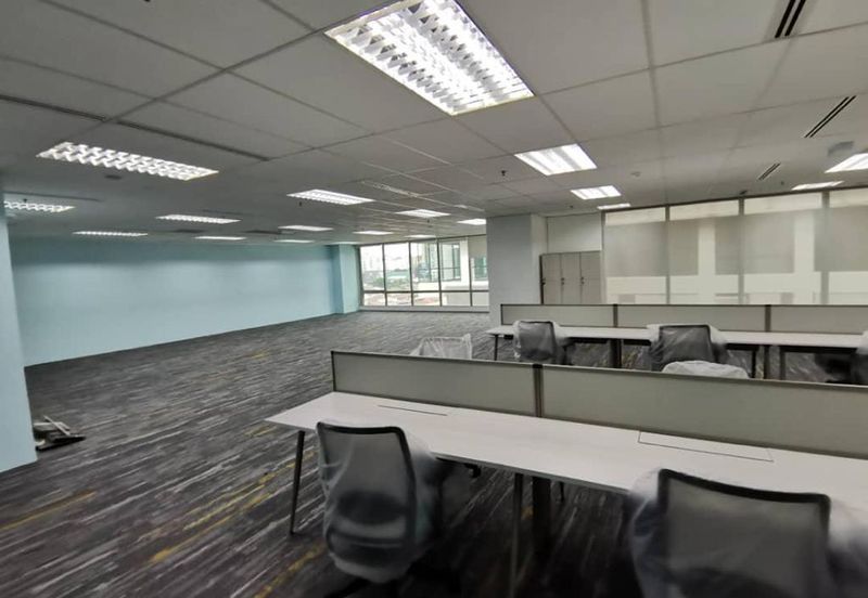 Damansara Uptown - Newly Fitted & Short walk to Mall