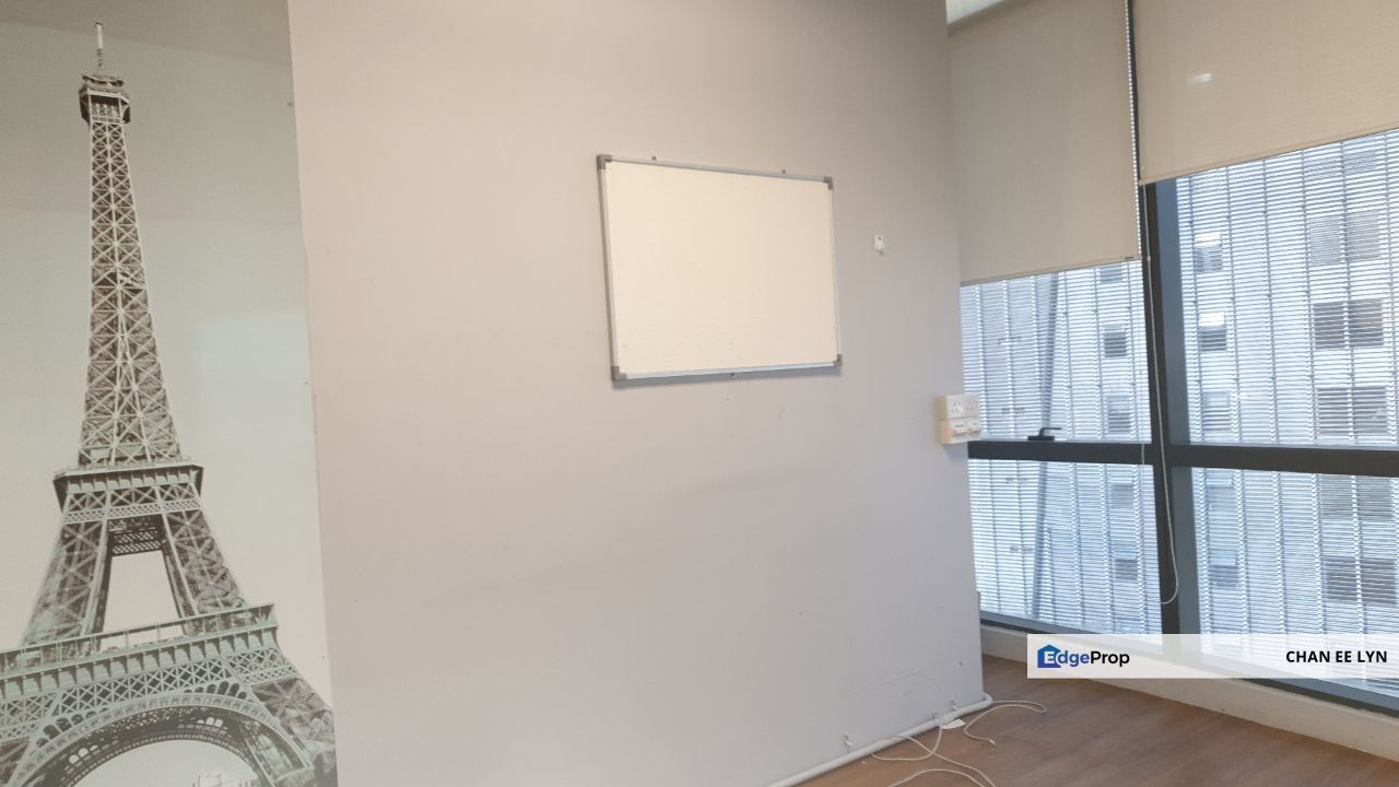 Menara UOA Bangsar - Duplex Nice Fitted Office w/ LRT Access, Kuala Lumpur, Bangsar