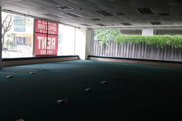 Wisma New Asia - Retail with Road Frontage, Strategic Location w/ Great Rental