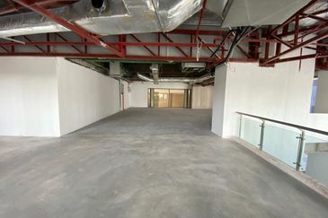 Menara AIA Sentral (formerly Menara Standard Chartered)