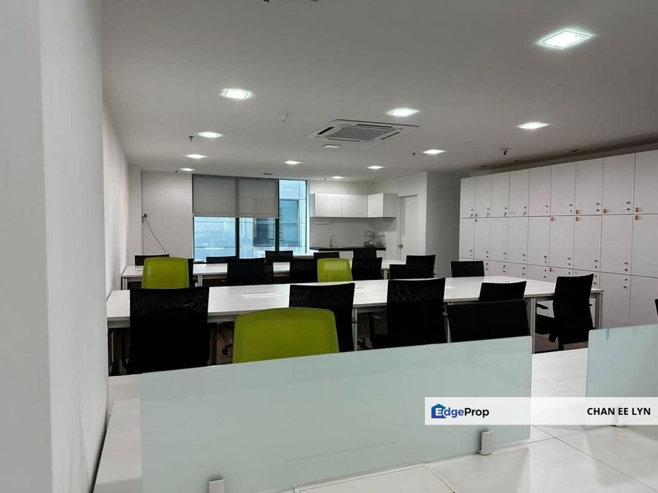 Megan Avenue 1 - Bright, White & Lovely Fully Fitted w/ Great Rental, Kuala Lumpur, KLCC