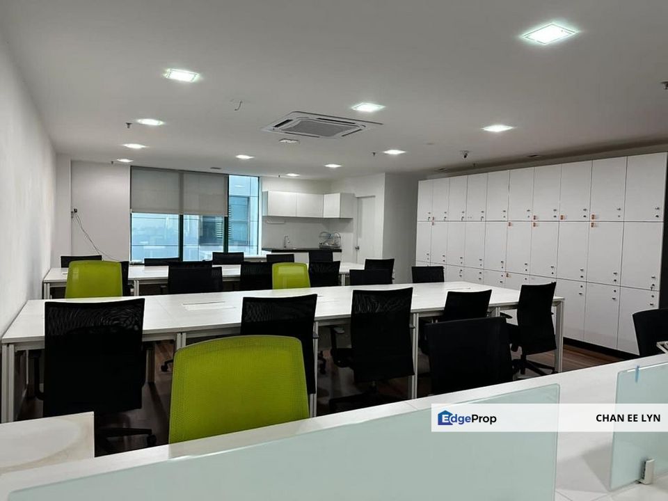 Megan Avenue 1 - Bright, White & Lovely Fully Fitted w/ Great Rental, Kuala Lumpur, KLCC