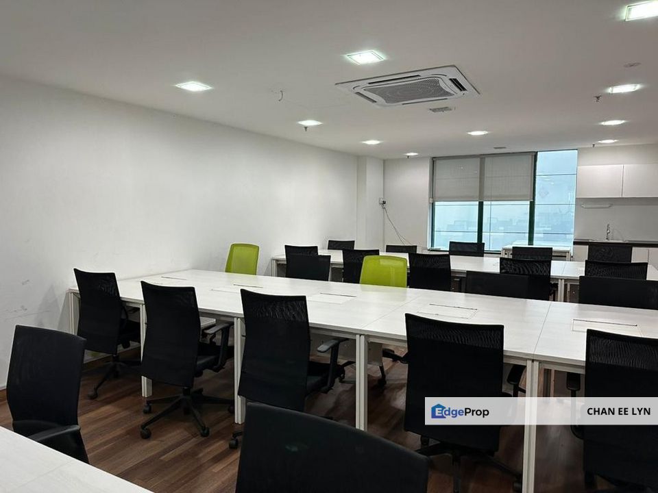 Megan Avenue 1 - Bright, White & Lovely Fully Fitted w/ Great Rental, Kuala Lumpur, KLCC