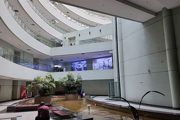 TPM Bukit Jalil - Nice Fully Fitted Office w/ Excellent Infra, Cybercity, Lush Green