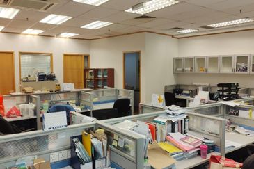 Technology Park Malaysia (TPM Bukit Jalil) - Nice Fitted Office w/ Great Rent, Excellent Infra, Lush Green