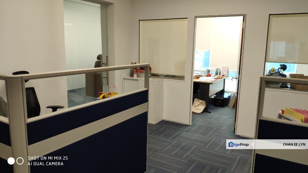 Soho Suites KLCC - Good Buy (at Cost) - Renovated & Fitted Office, Kuala Lumpur, KLCC