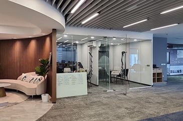 CIMB Hub (Formerly known as Kenanga International)