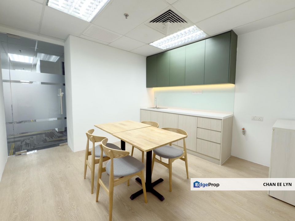 KLCC G Tower-Lovely Modern Sleek Bright Brand New Fully Fitted Office , Kuala Lumpur, KLCC