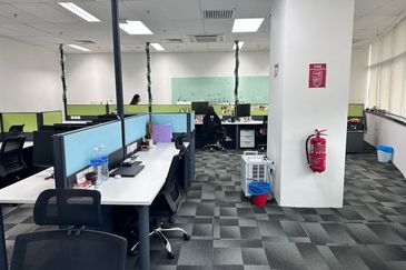 Horizon Bangsar South-Modern Sleek Bright Fully Fitted Office 